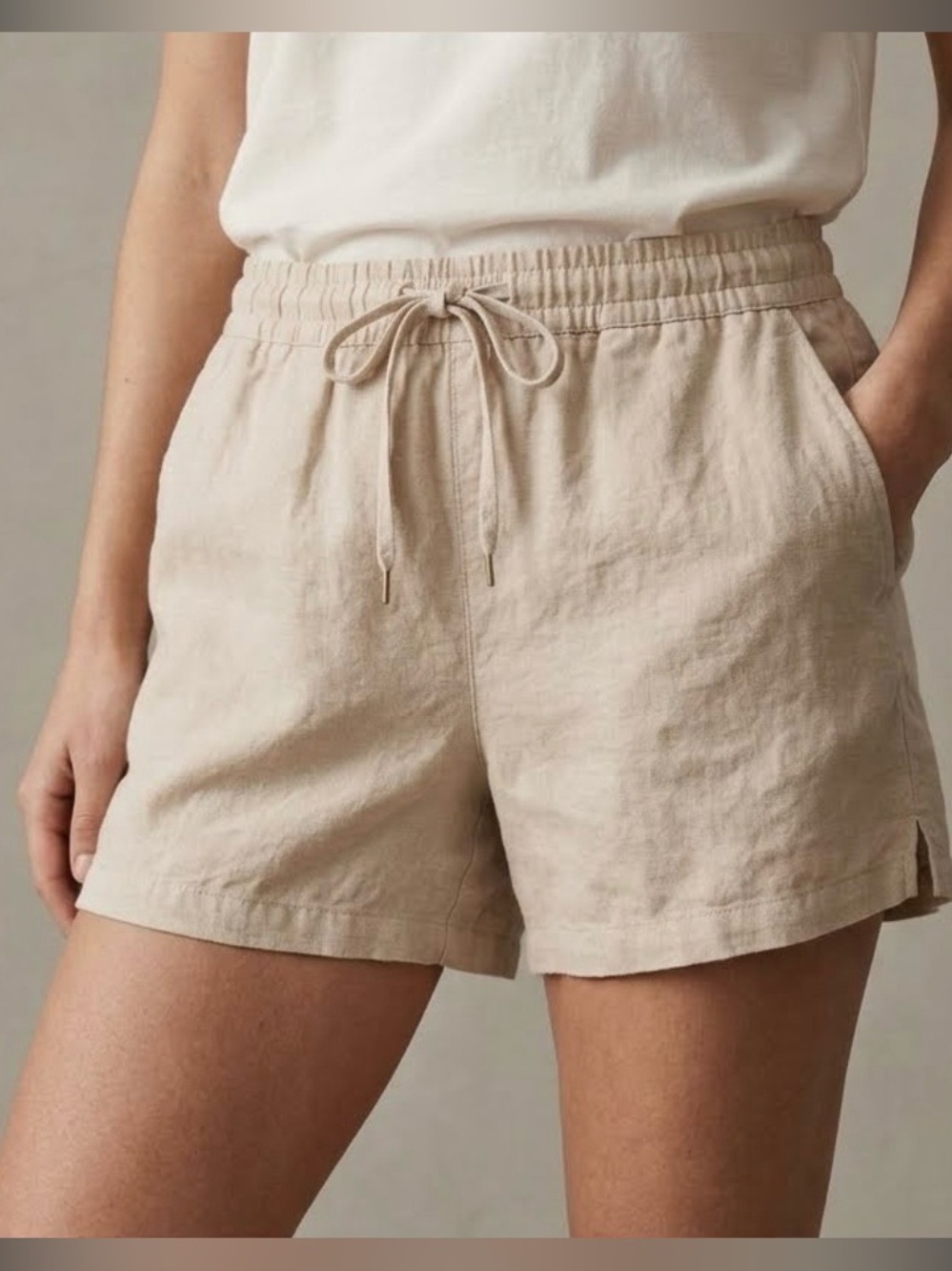 H&M Women's Beige Lightweight, breathable linen blend perfect drawstring shorts